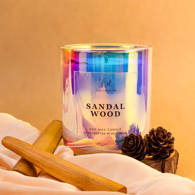Sandalwood Soy Candle with notes of Lily of the valley, Cedarwood, Musk, Sandalwood and wood.